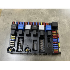 Блок запобіжників реле WG9716582301 Howo A7