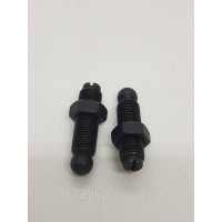 Болт коромислу регулювальний на D6114 D04-123-30a